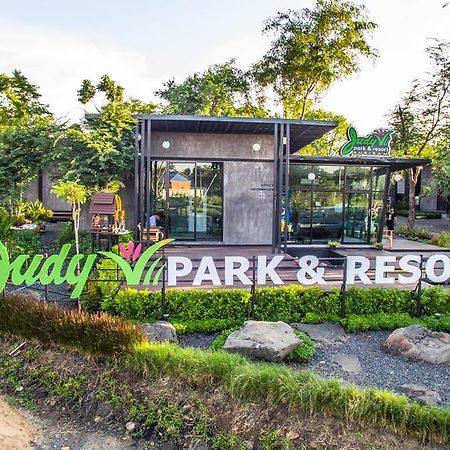 Buriram Judy Park & Resort Esterno foto