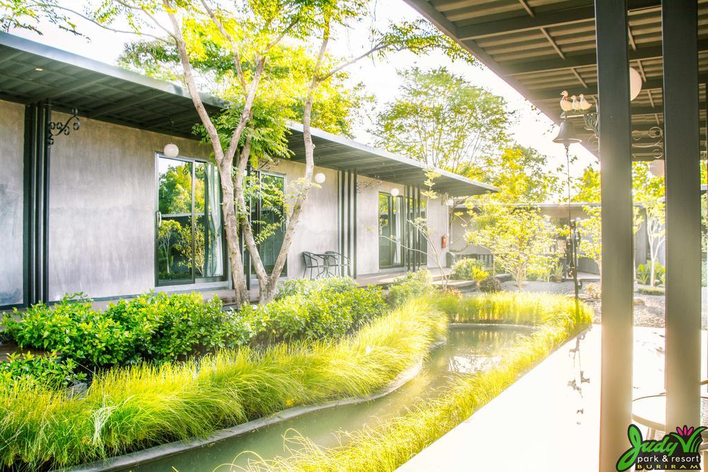 Buriram Judy Park & Resort Esterno foto